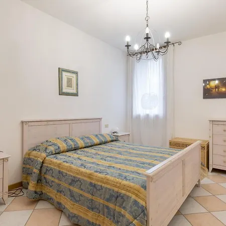 Borgo 4 *